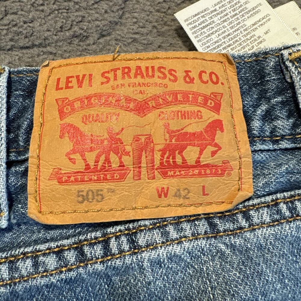 Levi's Men's 505 Regular Fit Denim Shorts Light Wash Summer Casual Size 42 - Picture 6 of 8